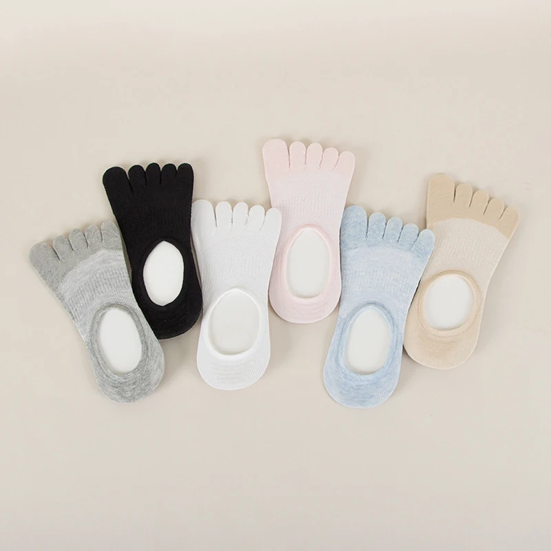 5 Pairs Women's Low Cut Invisible Toe Socks Summer Mesh Breathable Shallow Mouth Cotton Solid Black White 5 Finger Sock Slippers