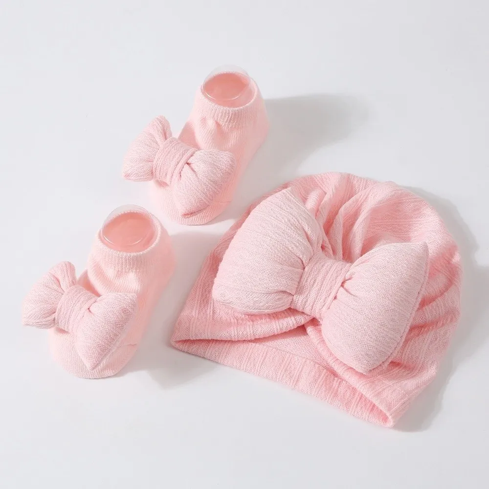 

3Pcs/Set Headwear Bow Baby Hat Socks Set 0-12 Months Solid Color Baby Fetal Cap Keep Warm Cotton Newborn Turban Hat Spring