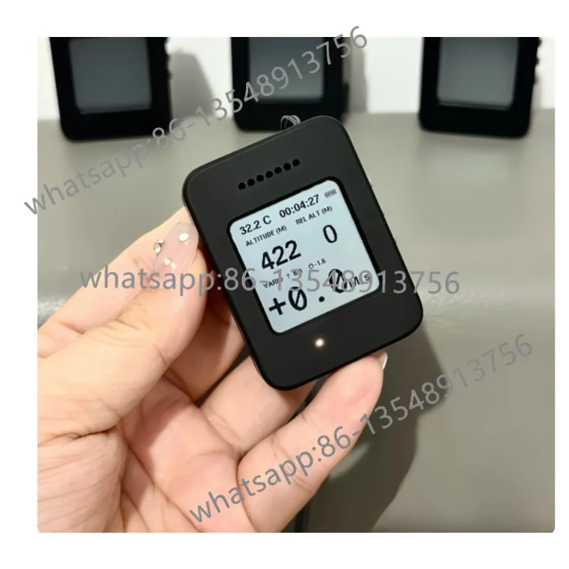 Paragliding altimeter, digital gliding altimeter, flight instrument with barometric pressure sensor