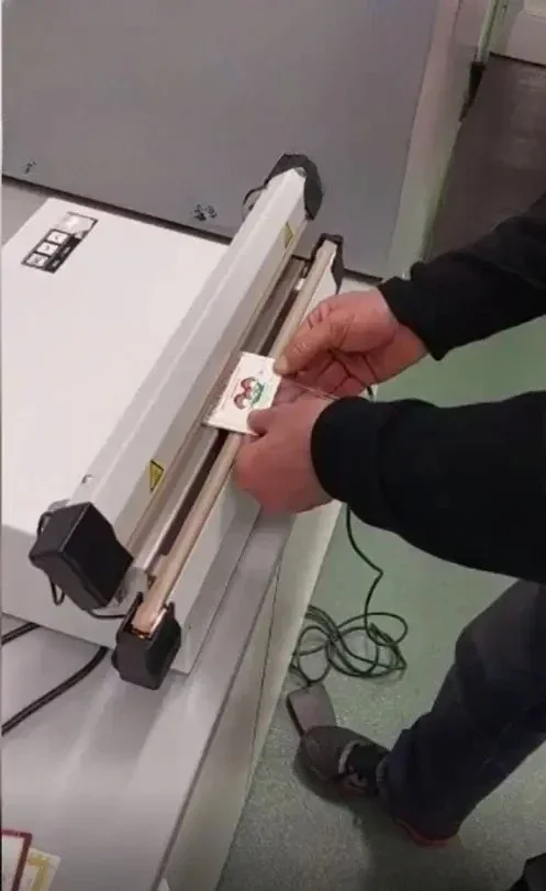 Motorized Tabletop Heavy Du ty Impulse Sealer for Poliethylene Laminates Materials for Export factory price