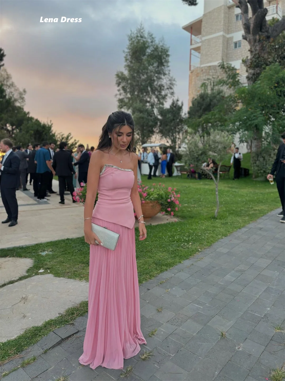 فساتين حفلات أنيقة باللون الوردي للمرأة الزفاف على شكل حرف a بدون أكمام فساتين لحضور الحفلات الموسيقية 2025 فساتين سهرة فاخرة فستان فاخر مخصص