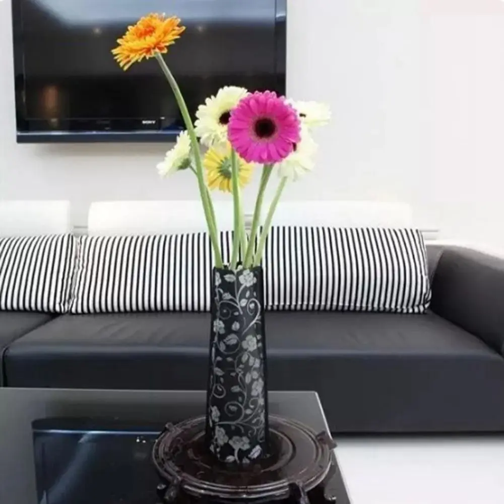 Color Random Foldable PVC Folding Vase Easy to Store Reusable Cartoon Flower Vase Cute Simple Flower Vase Living Room