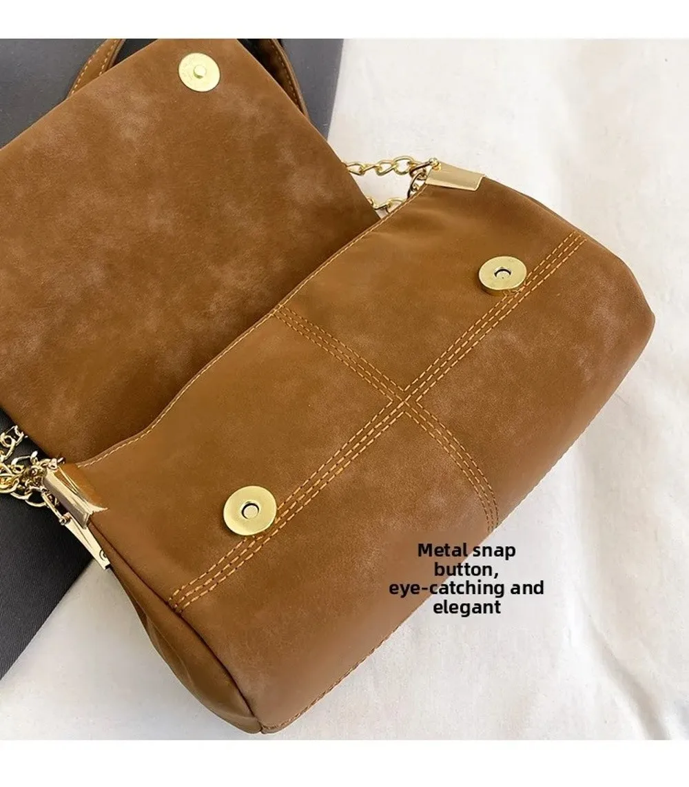 Hochwertige Wildleder-Schultertasche mit Großer Kapazität Ketten-Umhängetasche Quadratische Handtasche für Damen – Detail 3