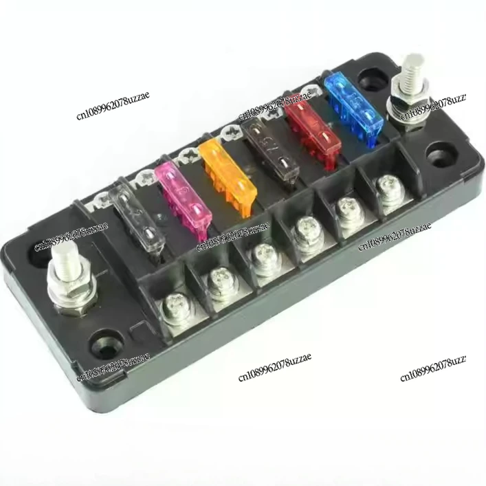 

Многопозиционный автомобильный блок предохранителей 612PZF разделен на положительные и отрицательные полюсы, 1 вход и 1 выход для лезвийных предохранителей.