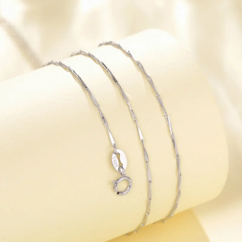 Huitan Unique Melon Seed Chain Necklace for Women 925 Sterling Silver Chic Neck Accessory Modern Graceful Wedding Party Jewelry