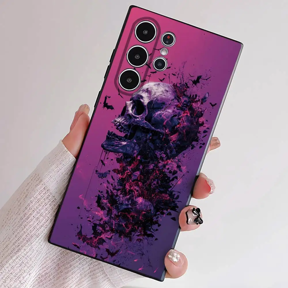 カラフルな骸骨とコウモリのスマホケース、Sシリーズ（S21、S22、S23、S24、S25、FE、Plus、Ultra）対応、TPU素材で肌に優しいソフトケース