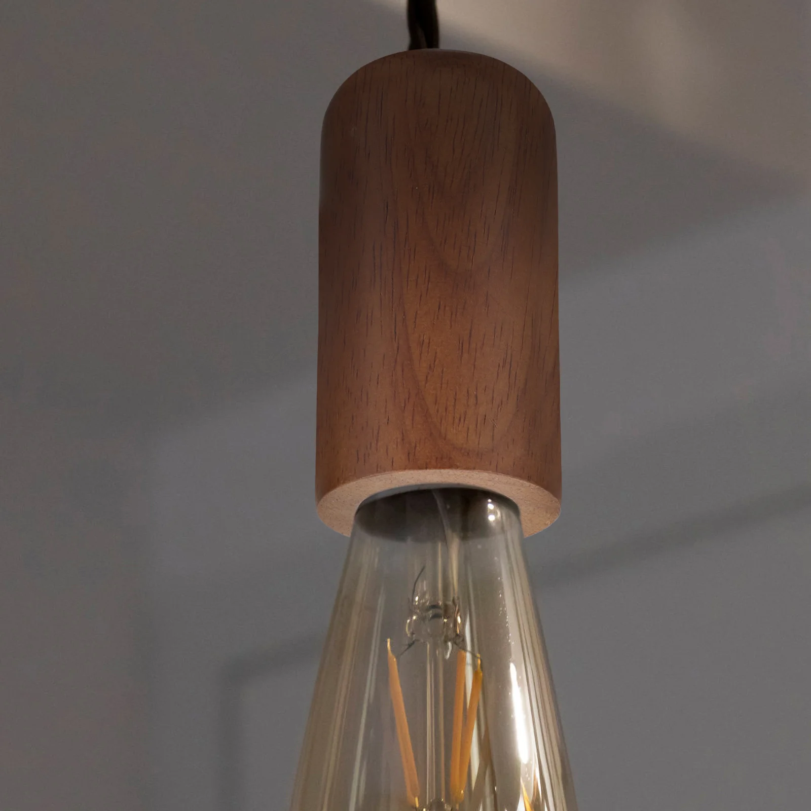 خشب متين E27 مصباح كأس قاعدة اليدوية المواد الطبيعية DIY قلادة حامل مصباح نهائي لظلال مصابيح الرجعية الحديثة