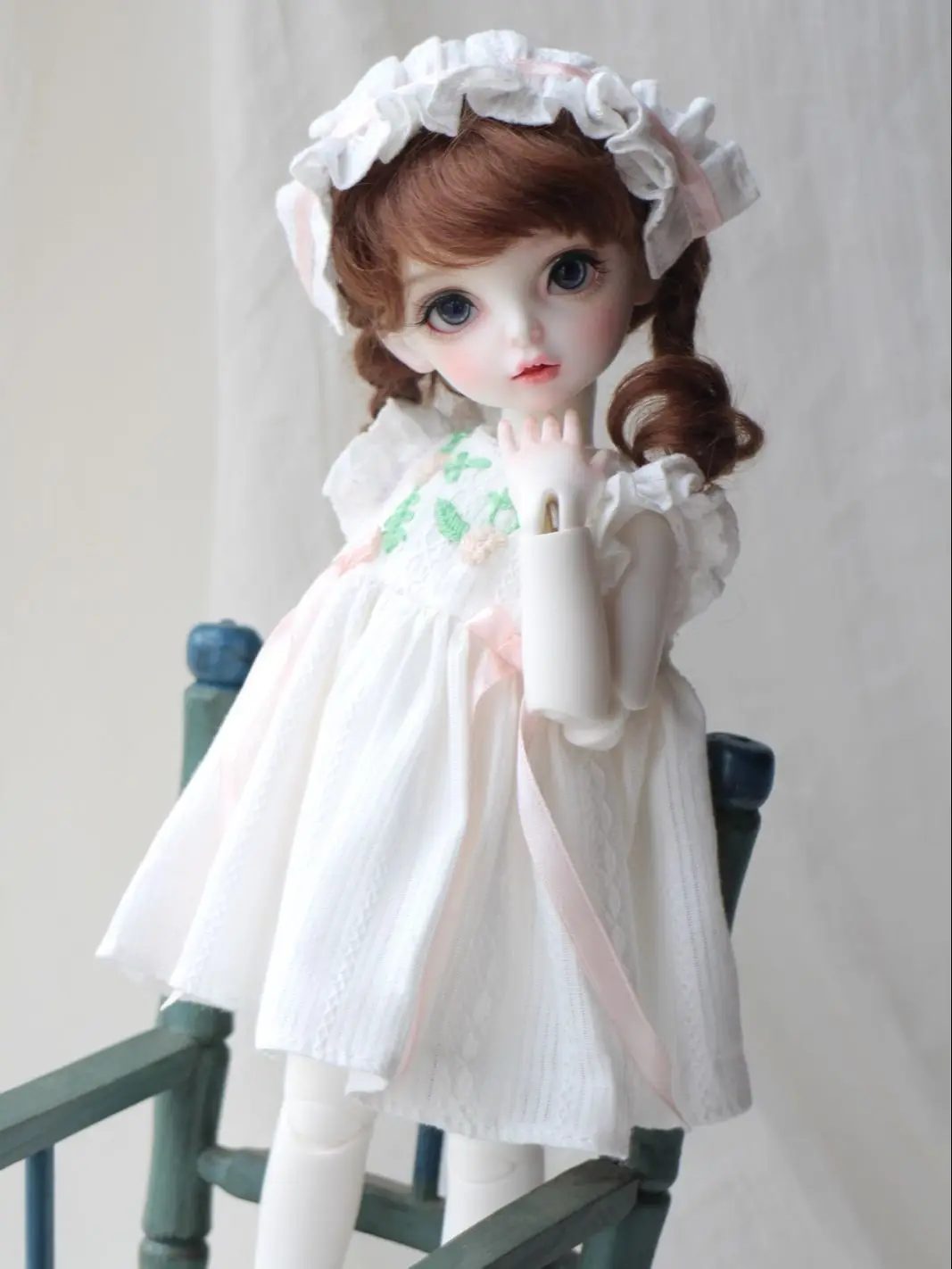 BJD doll clothes set for 1/4 1/6 size bjd girl clothes cute white embroidered dress doll accessories (two points)