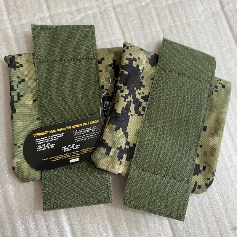 AOR2 V5 Tactical Vest With Various Accessories