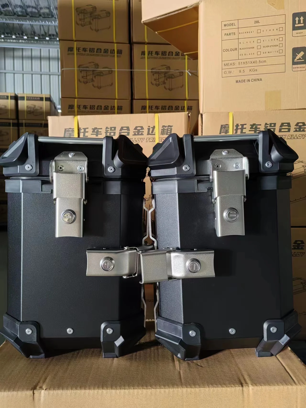 28L Universal Waterproof Aluminum Toolbox Motorcycle Trunk Left Right Side Box Luggage Pannier Cargo Tool Box Storage