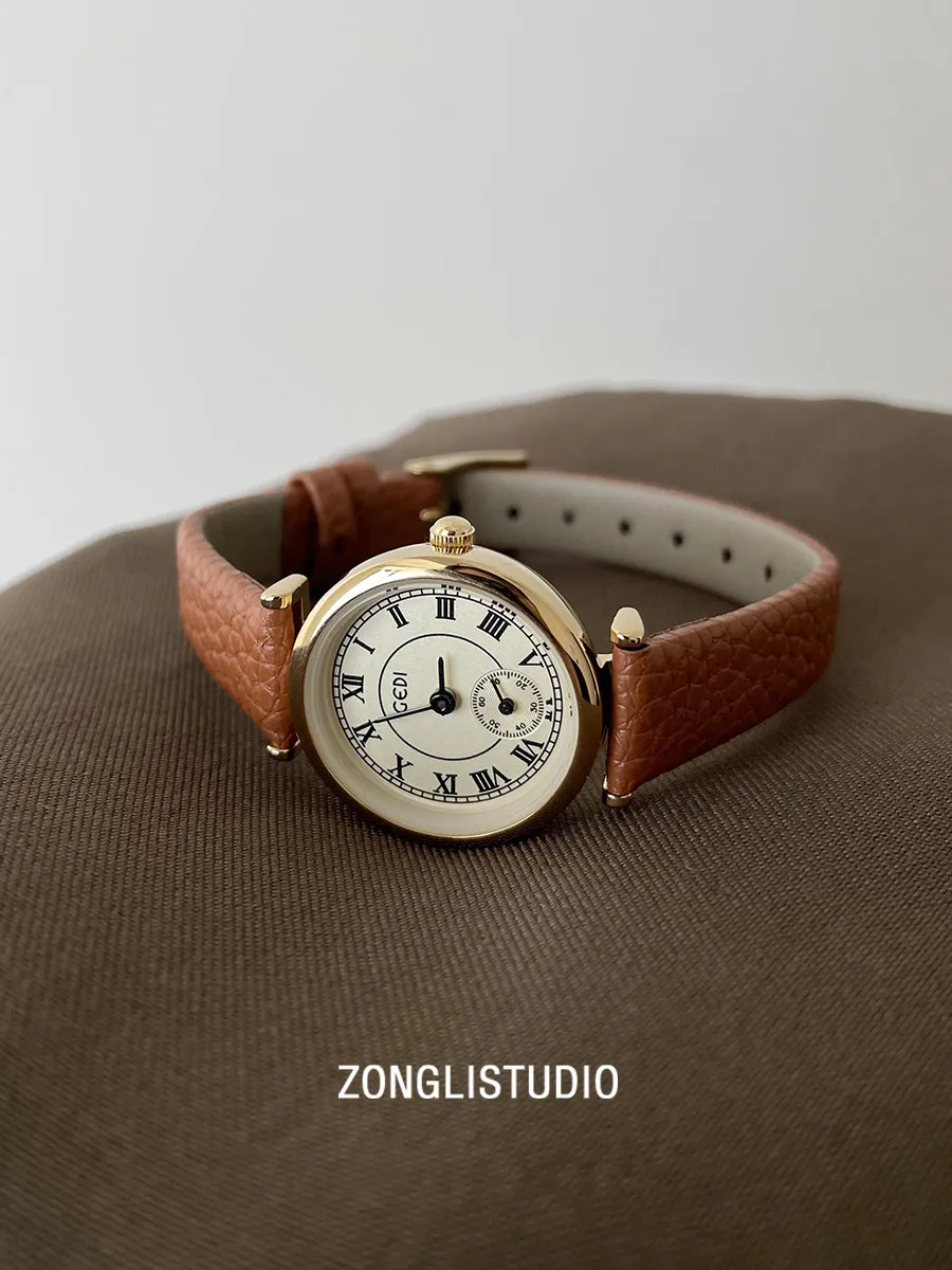 Retro And Artistic Women'S Watch, Round Dial, Exquisite Korean-Style Design, Fashionable Leather Strap, Versatile For Students.