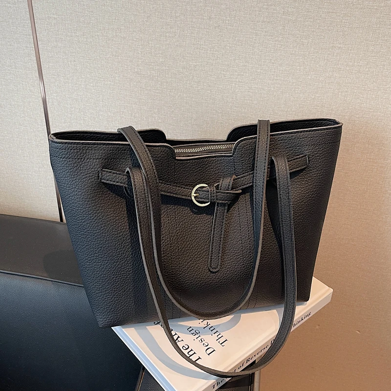

Black Women's Shoulder Bag Large Capacity Commuting Bag Simple Lady Underarm Handbag Quality Pu Leather Bag Big Travel Tote