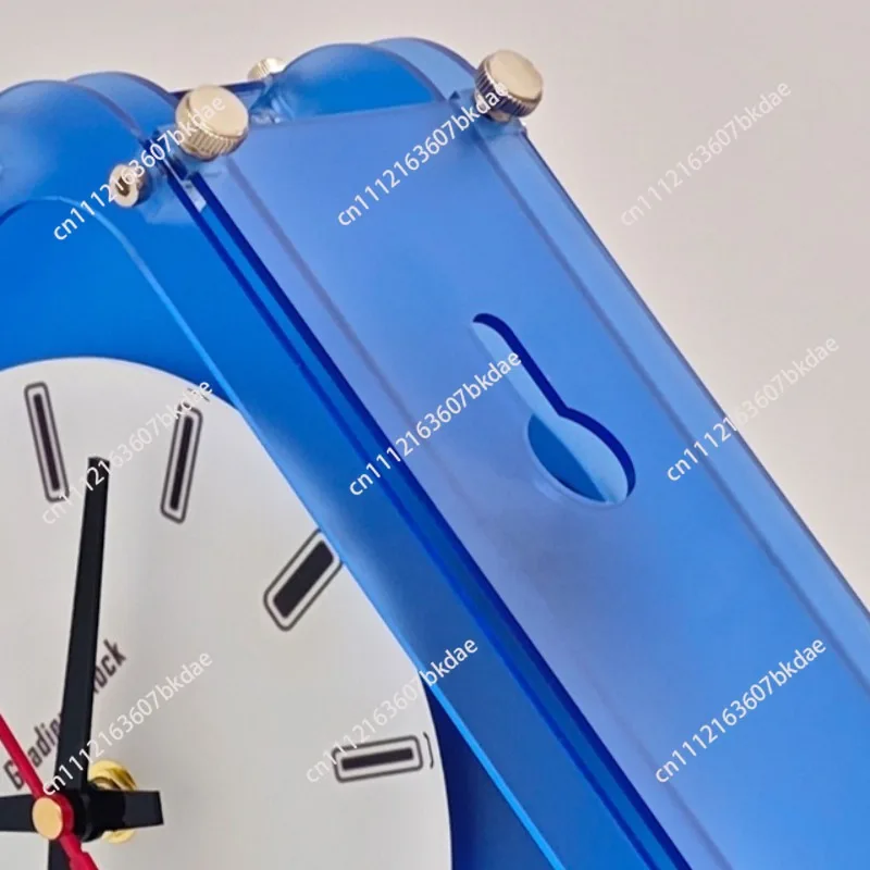 Living Room Minimalism Clocks Two-sided Wall Clocks Triangle Modern Clock Mechanism Silent Design Clock Watch for Decoration