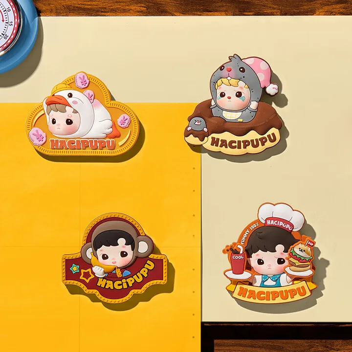 POP MART HACIPUPU ซีรีส์เครื่องเดินทางในเวลาแบบหมุนได้ - ตัวหนีบซิลิโคนติดตู้เย็น กล่องสุ่ม ของตกแต่งน่ารัก