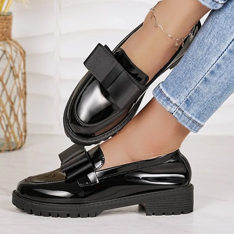 Women's Leather Shiny Surface Tassel Mid Heel Loafers Shoes Casual Slip On Single Sneakers Shoes