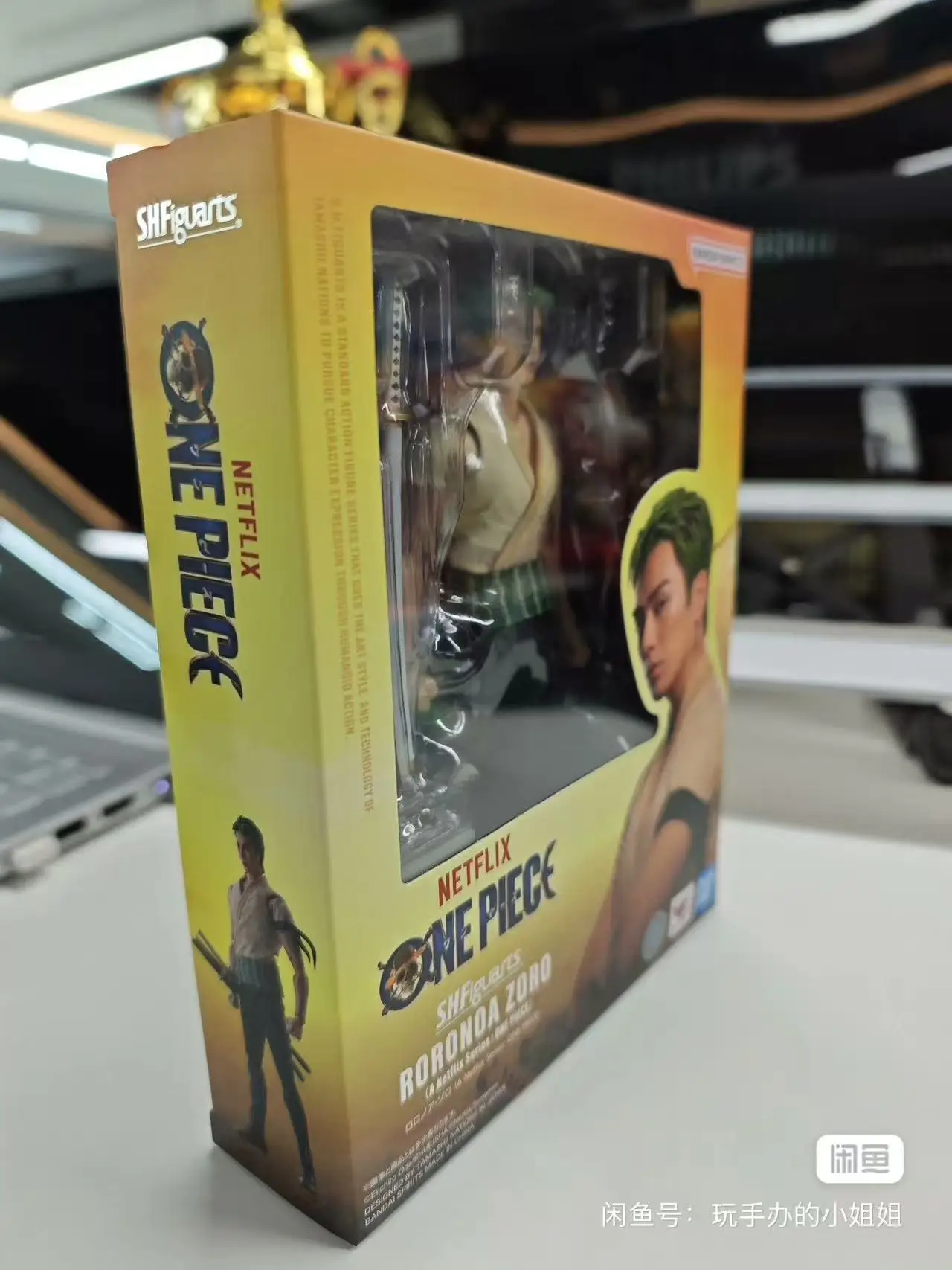 

В наличии Bandai, оригинальная фигурка Banpresto One Piece Roronoa Zoro, модель куклы, новая фигурка в штучной упаковке, игрушки, модель гаража