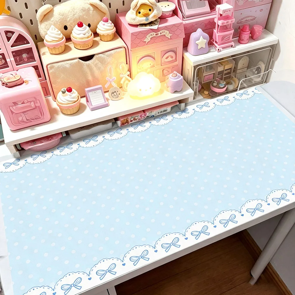 Tapis de Souris Créatif Plein Écran Trèfle Porte-Bonheur en Cuir PU, Tapis de Jeu Antidérapant Y2K pour Ordinateur, Design Simple et Attrayant pour Filles