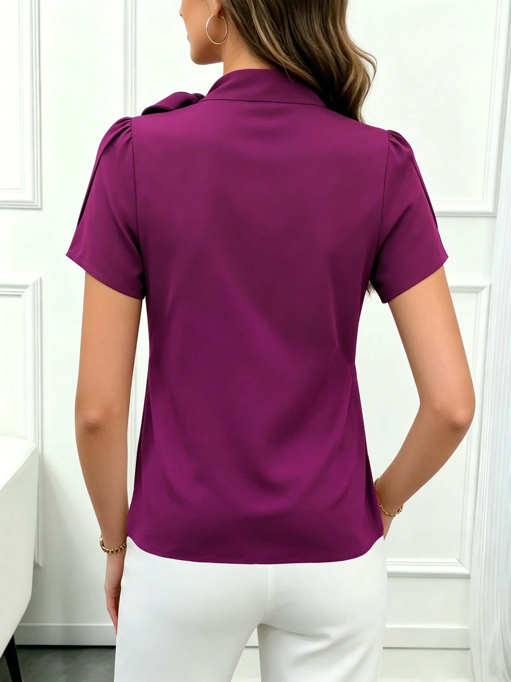 Elegante, lässige Damenbluse mit kurzen Ärmeln – perfekt für den Wochenendurlaub – Detail 2