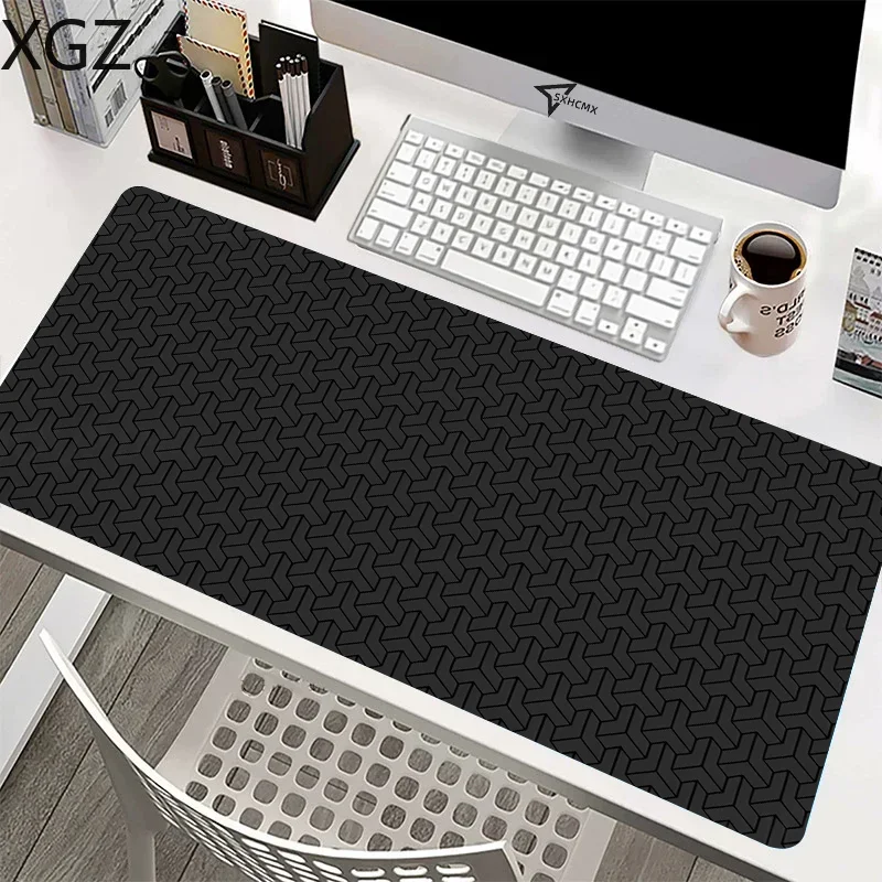 XL XXL White and Black Gamer Mouse Pad Carpet Large Mouse Pad 900x400 Suitable for Office Home Use Non-Slip Fine Sewing Edge