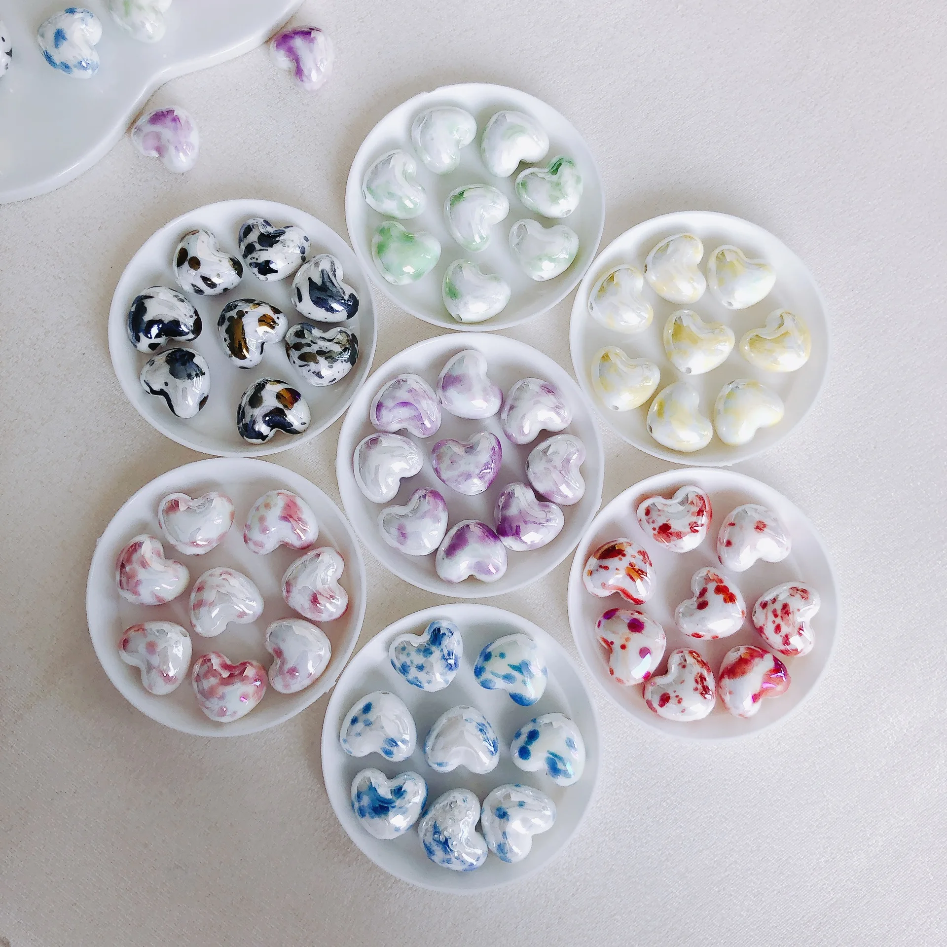 

DIY Jewelry Findings 70pcs 16*14mm Polka Dots Love Heart Acrylic Plastic Beads Ornament Accessory Material Bracelet Spacer