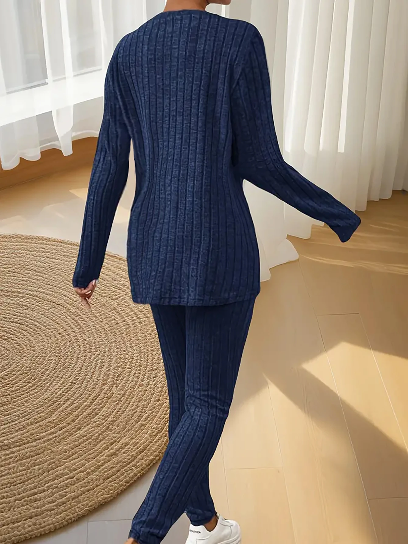 Women's Autumn and Winter Pajamas, Simple Solid Color, Casual and Comfortable, Slim Fit, Fashionable Long-Sleeved Long Pants, Ca