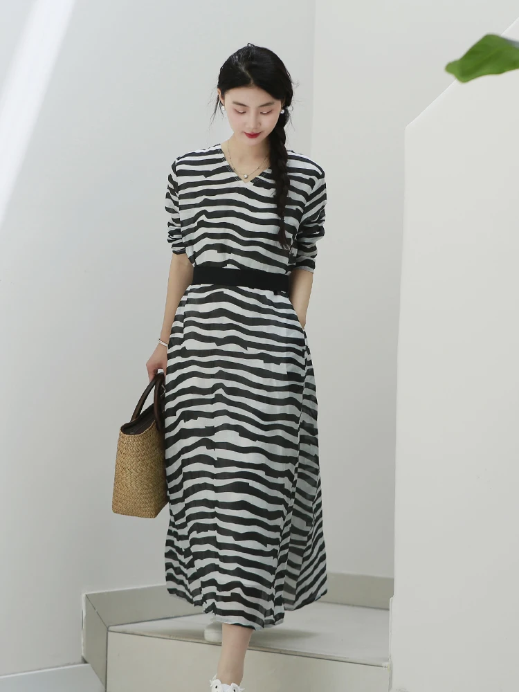 

Muede Original Summer New 00% Flax Lightweight Cool Stripe Print V-ne Casual Double-layer Dr A-line Long Skirt