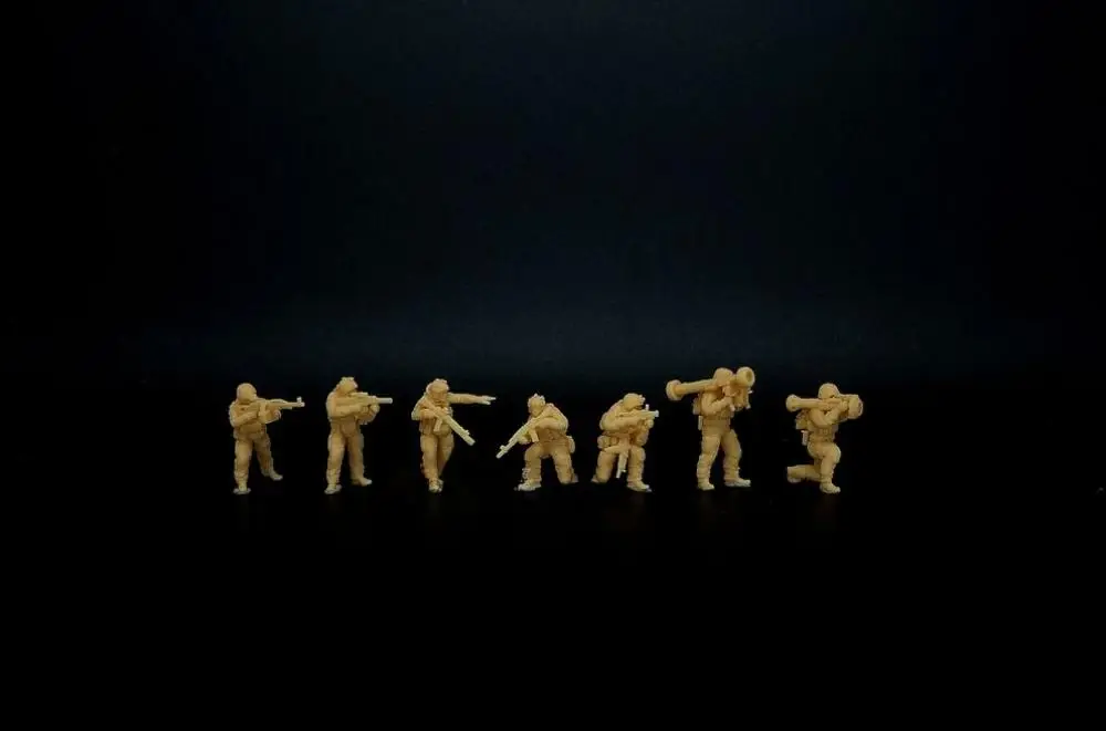 Unpainted 1/72 pasukan khusus Ukraina Modern 7Pc tentara 3D dicetak