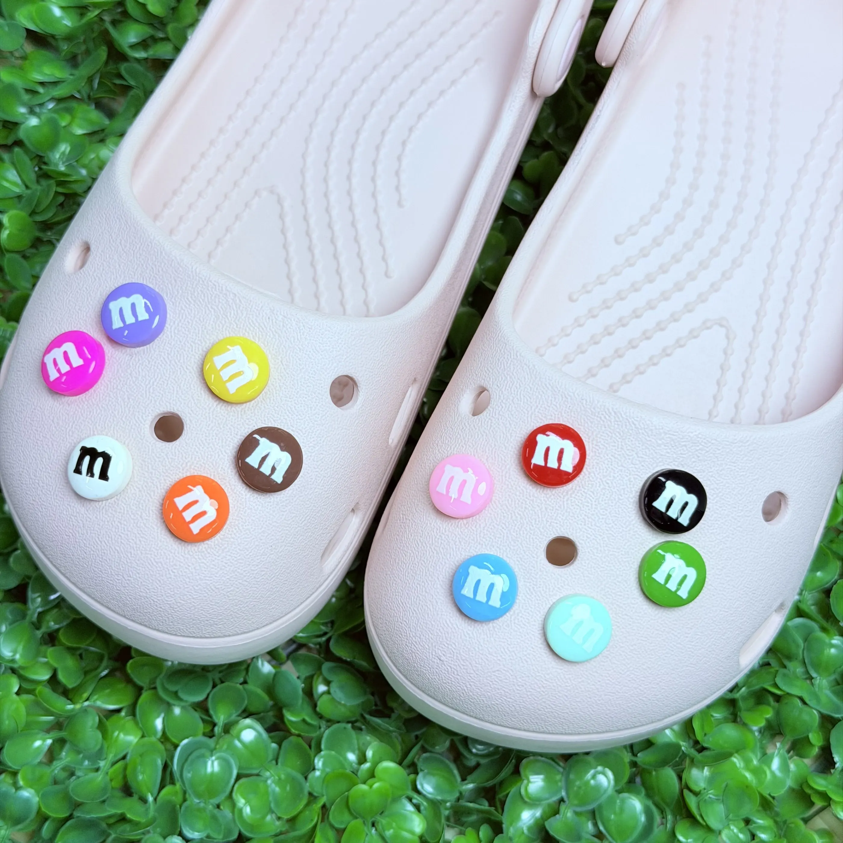 12Pcs Bright Color Chocolate Beans Resin Shoes Charms Small Clog Pins Buckle Decorations Fit Woman Birthday Gift