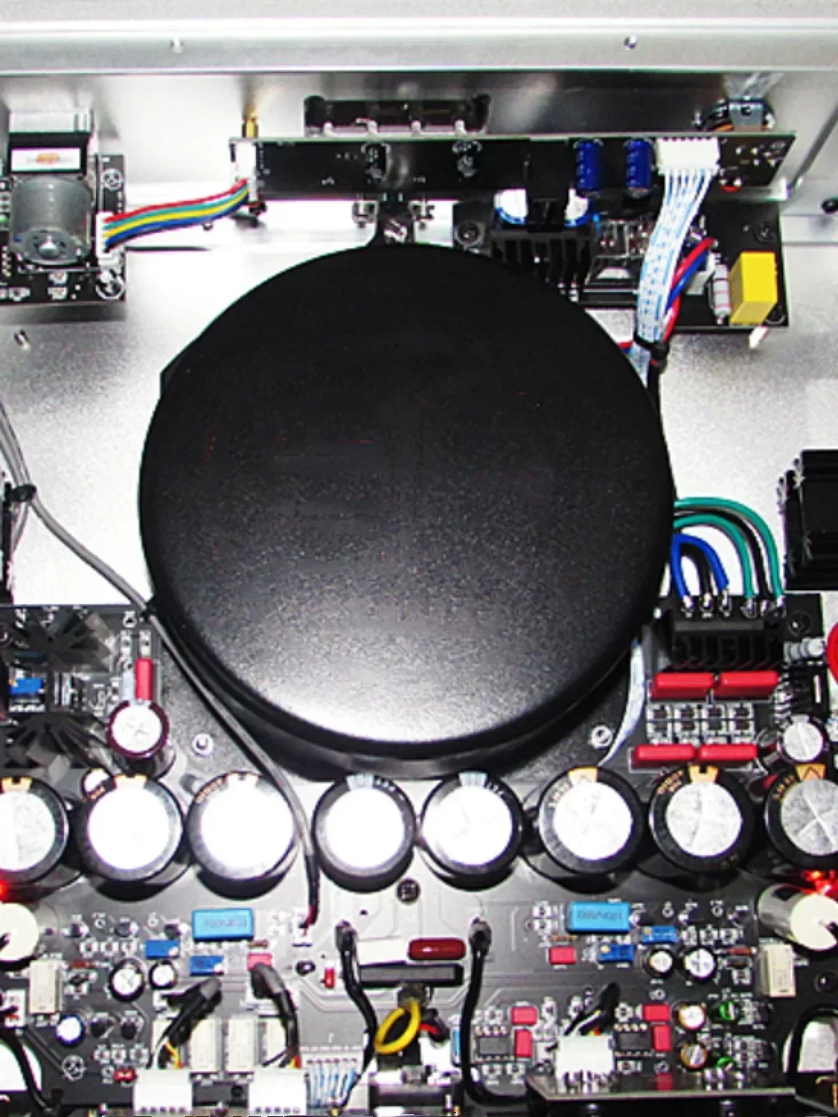 E1 المرحلة الأمامية والخلفية مجتمعة آلة عالية الطاقة حمى مكبر للصوت كبير ديناميكي Hifi للاستخدام المنزلي #1