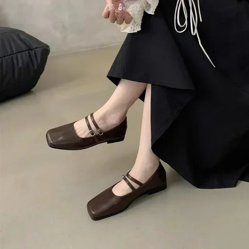 New Square Toe Comfortable Casual and Versatile Spring and Summer Flat Shoes Elegant and Fashionable Retro Women's Shoes