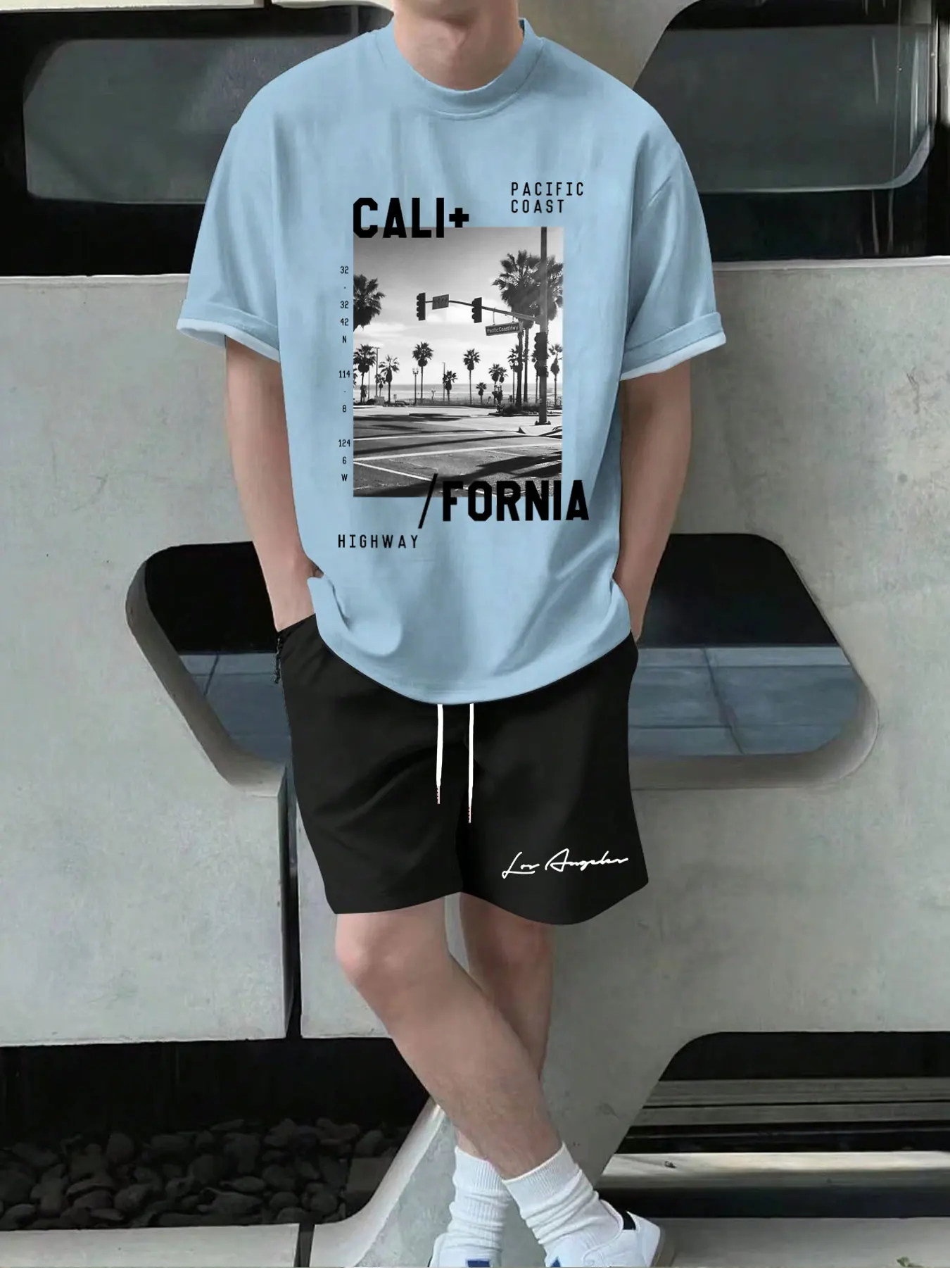 

Men Set 3D Summer Beach Casual Fresh Sports Breathable Black White Landscape Pattern Print Letter Short Sleeve Drawstring Shorts
