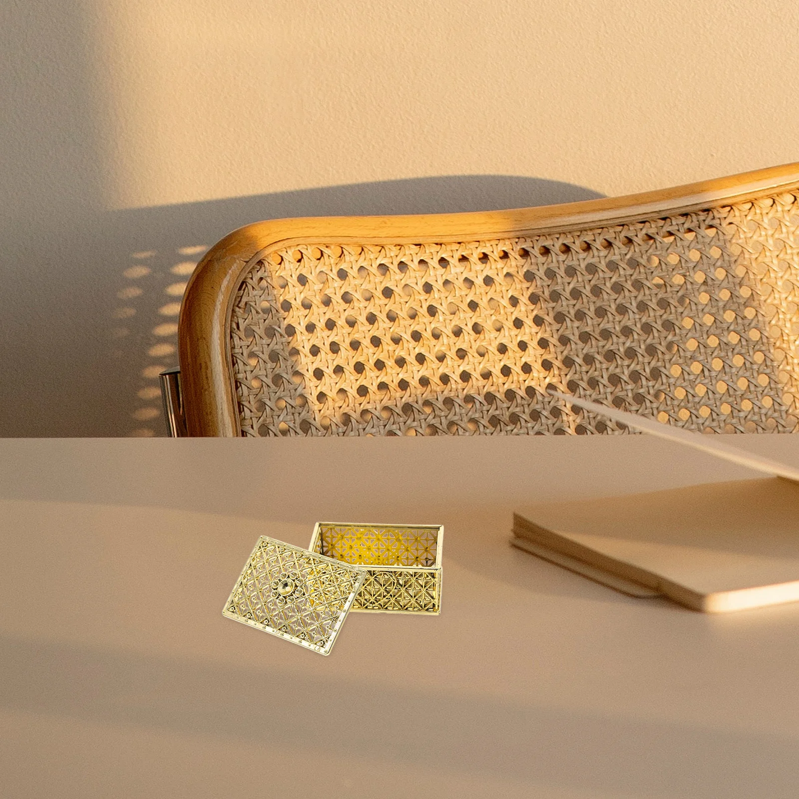 

Electroplated Jewelry Box Treasure Chest Hollow Storage Decorative Keepsake Trinket Box For Wedding Party Favor