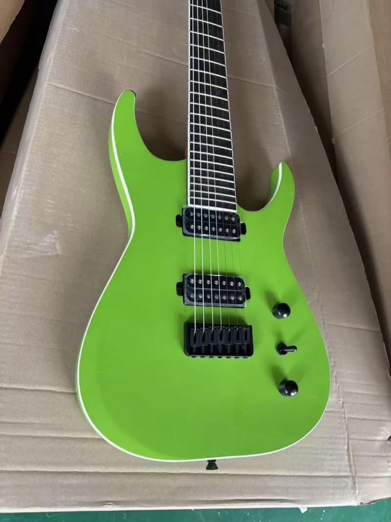 Free delivery 7-string electric guitar, fluorescent green body, black hardware, rosewood fretboard, customizable