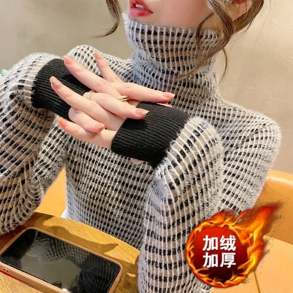 Striped High Neck One-piece Velvet Sweater for Women Popular New Style with Thickened Velvet Base Western-style Top