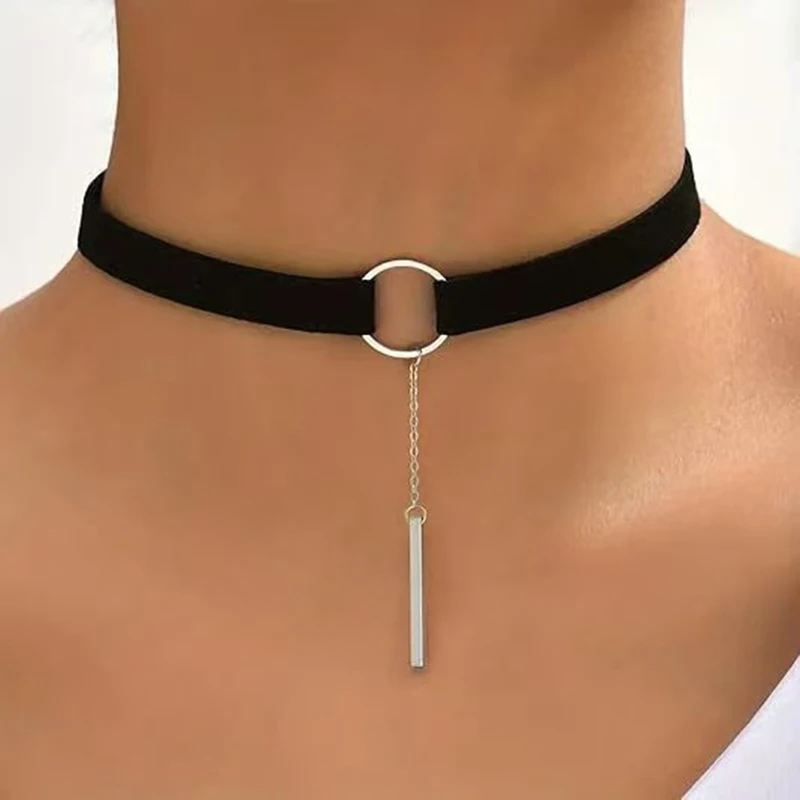 Gothic Black Velvet Choker Necklaces Simple Vintage Clavicle Neck Chain Women Girls Party Jewelry Accessories