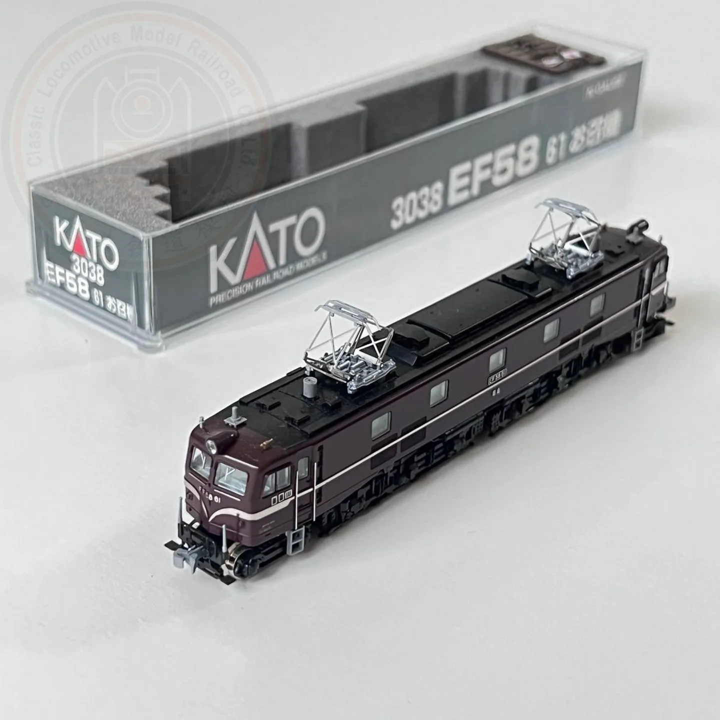 N Type KATO Train Model Express Traction Head 3038 EF58 No. 61 Electric Locomotive Orient Express Traction Head