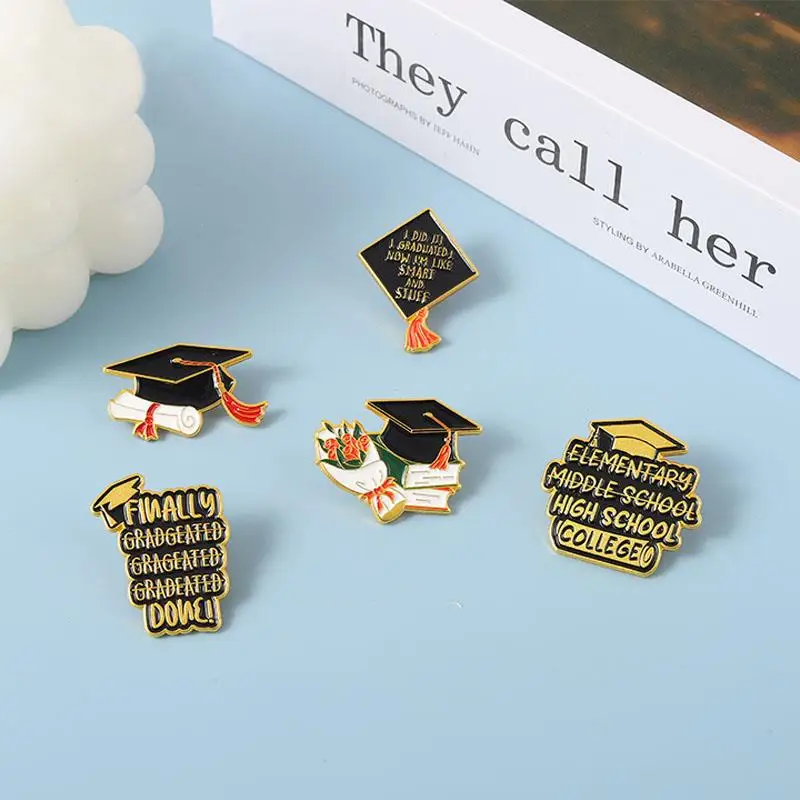 Graduation Season Enamel Pins Custom Bachelor Cap Hat Brooches Lapel Badges Cartoon Jewelry Gift for Students Friends