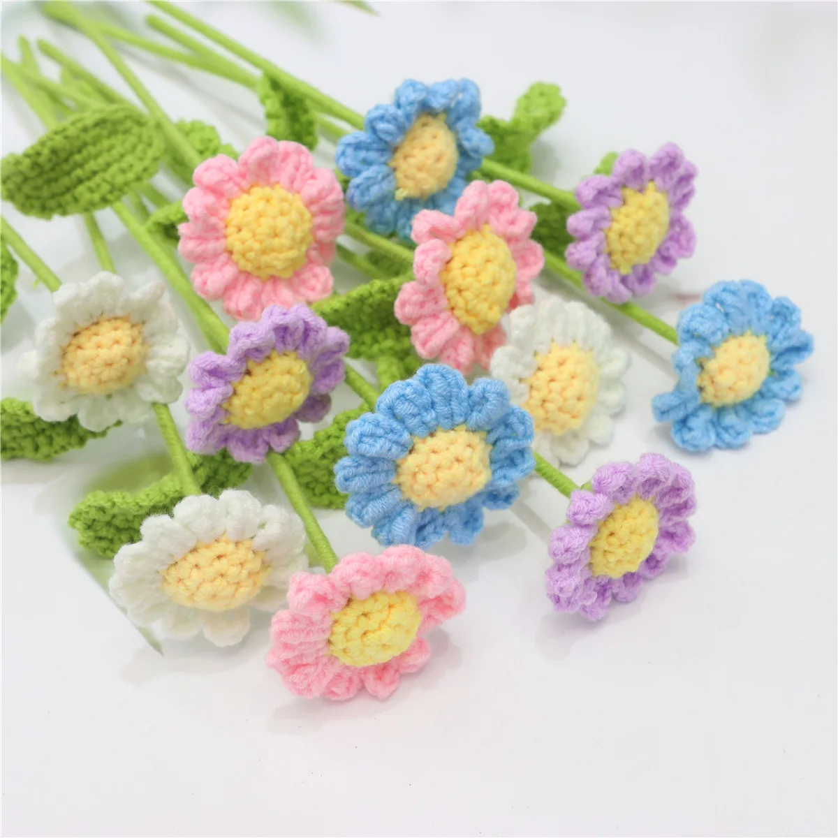 Decorative  Knitted Flower Yarn Crochet  Hand Woven Bouquet Artificial Daisy 10pcs