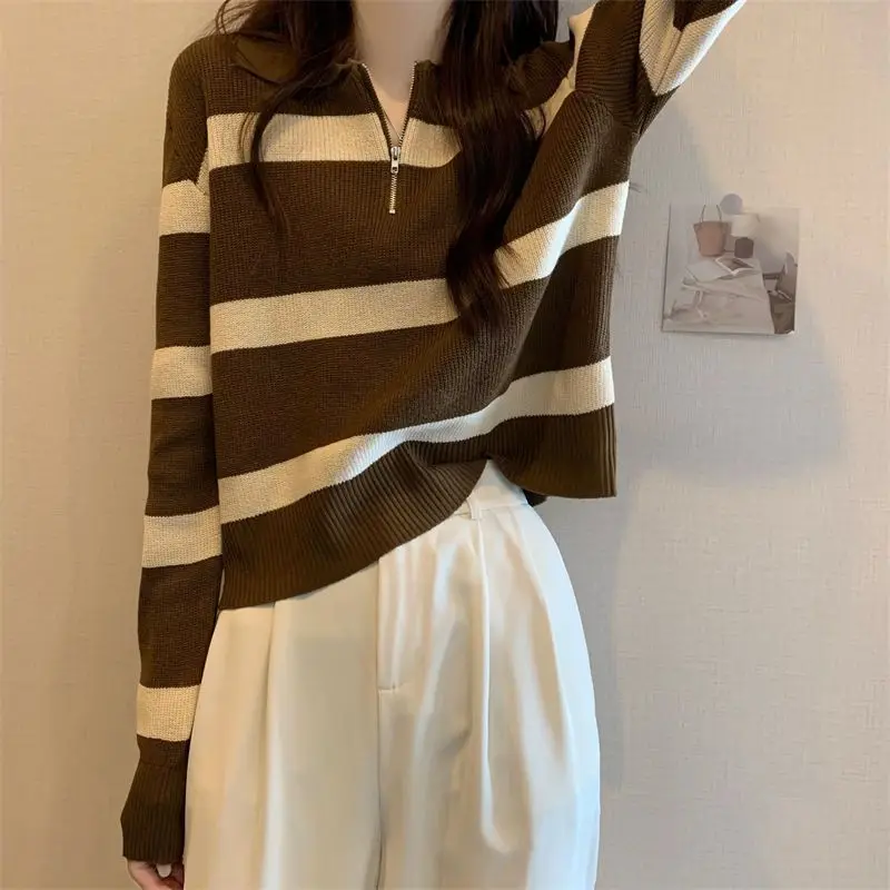 Retro Contrast Color Striped Half-Open Zipper Pullover Sweater for Women2025Autumn New Bottoming Shirt Top Design