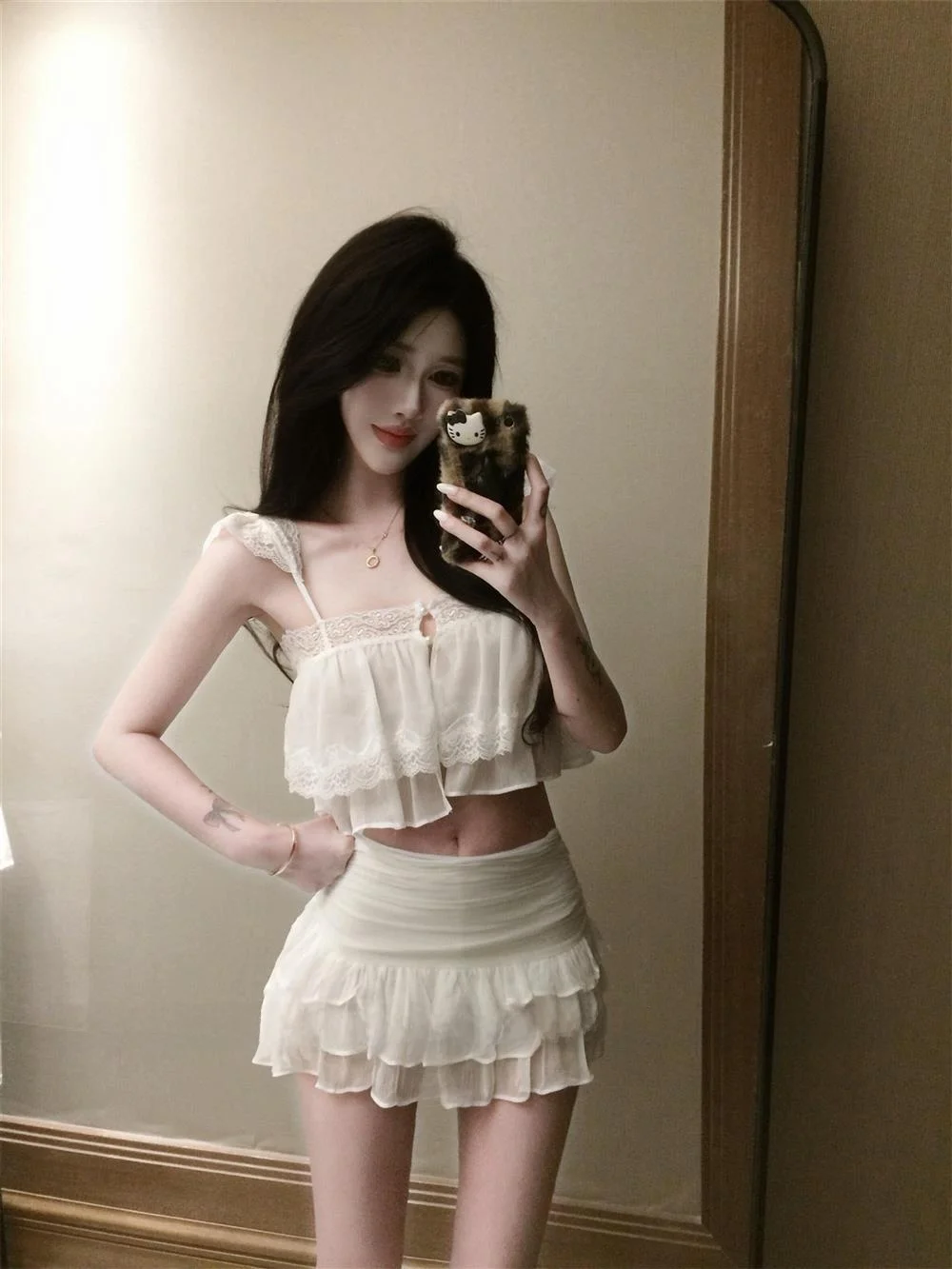 

Summer Vacation White Strap Two-Piece Set Short Skirt Women's Slim Fit Top Lace Hem Half Skirt Korean Style Commute Style