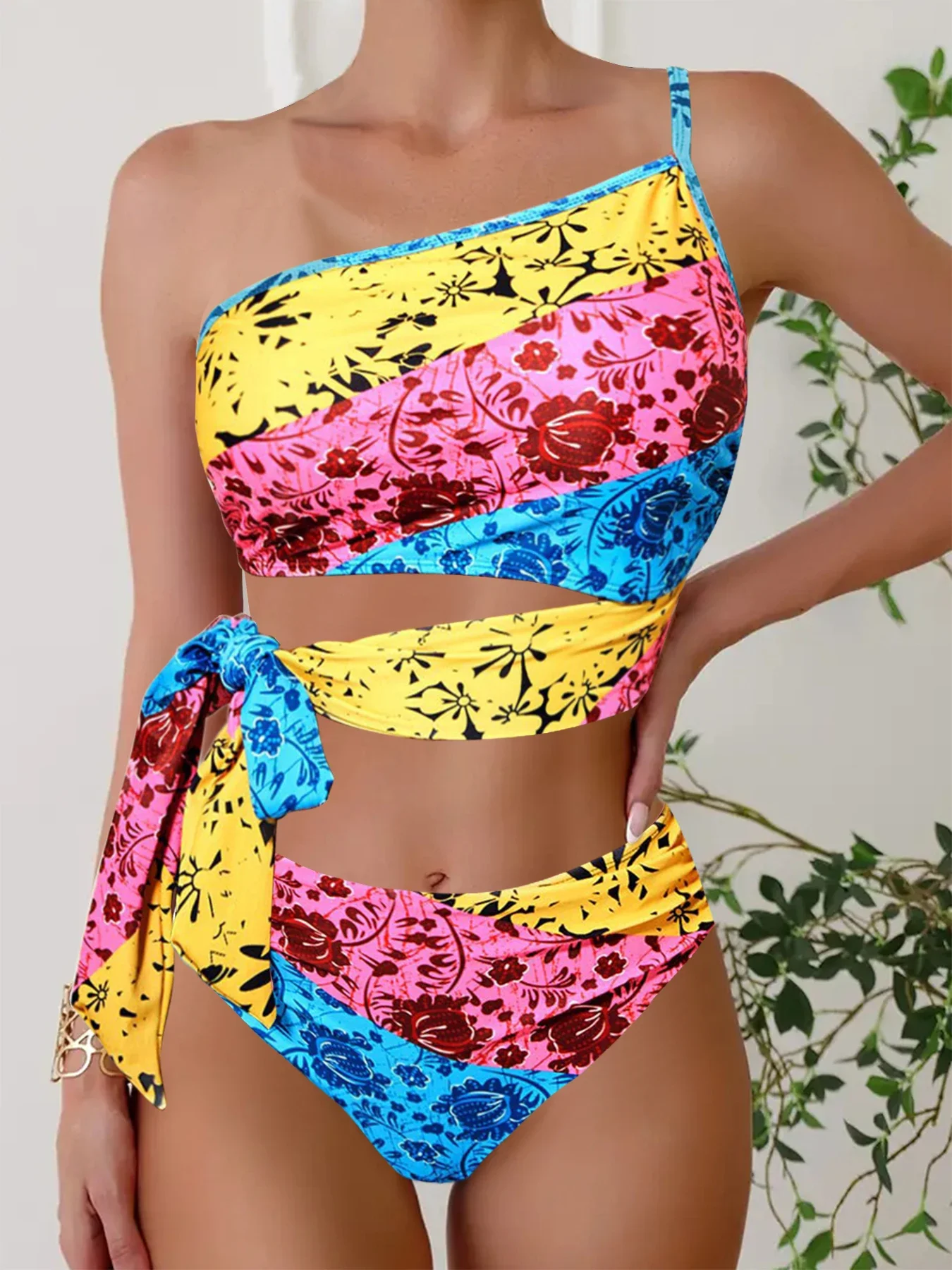 

New Summer Women's Holiday Resort Style Swimwear Fashion Design Sense Three Colors Color Blocking Printed Swimwear Two Pie S-5XL