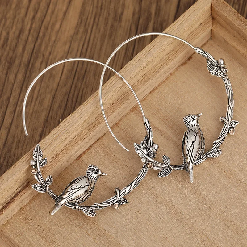 Punk Crow Animal Hoop Earrings for Men and Women Fashion Hip Hop Biker Metal Earrings Vintage Fashion Rock Jewelry