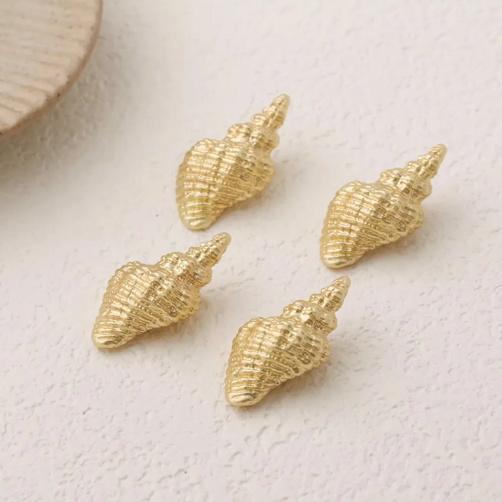 Breloques en forme de conque délicate, 4 pièces, boucles d'oreilles, fabrication de bijoux, fournitures de boucles d'oreilles, bricolage en laiton plaqué or 14 carats, accessoires