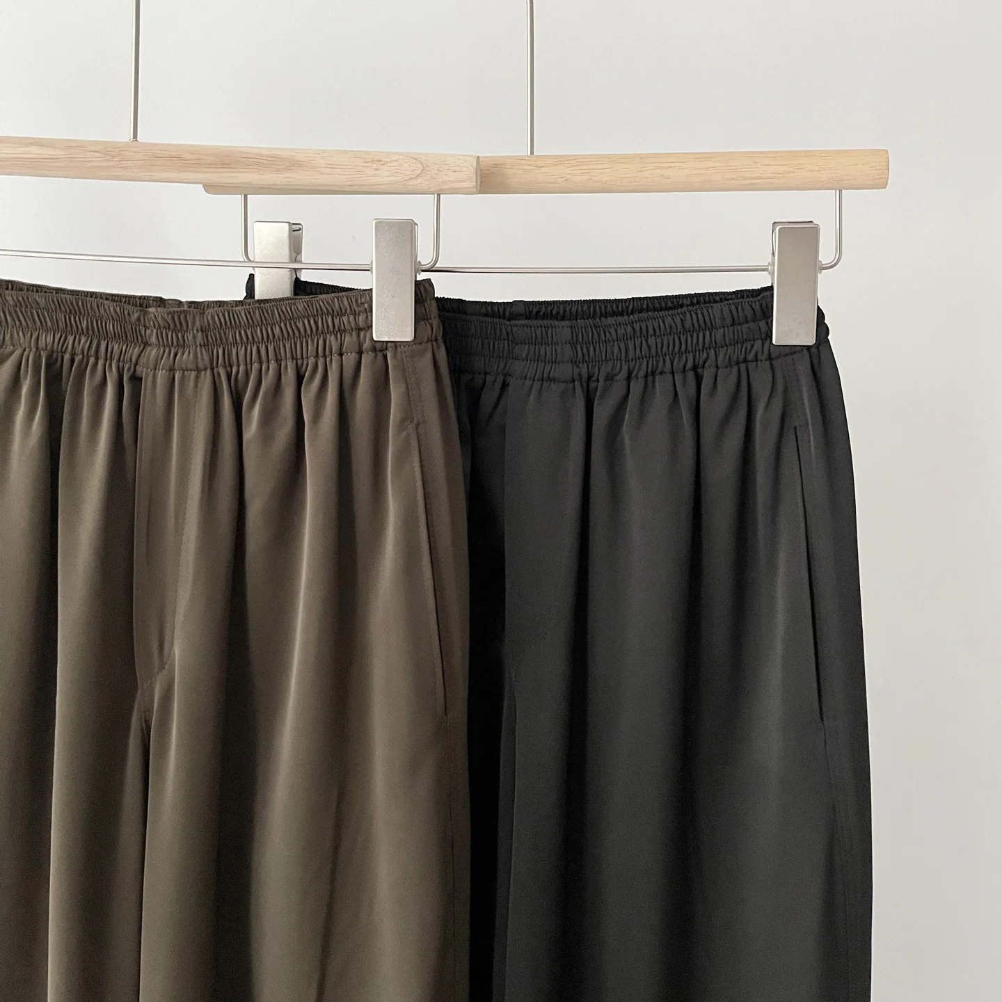 Mode d'été tempérament polyvalent élastique pendentif cuivre ammoniaque soie pantalons droits pantalons décontractés femmes 43b-0885