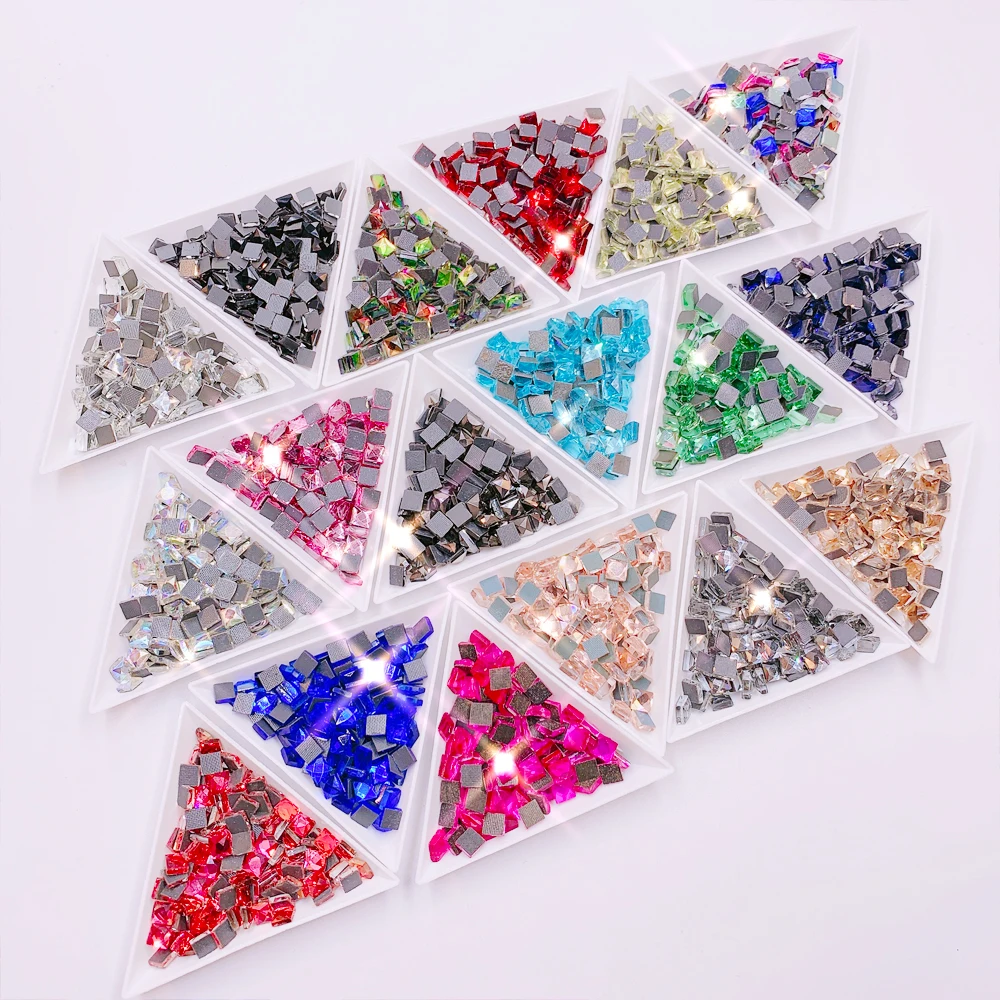 100Pcs/Lot 5mm Earth Face Square Hot Fix Glass Crystals Rhinestone Flat back Iron-On Wedding Dress Design Decorative Accessories