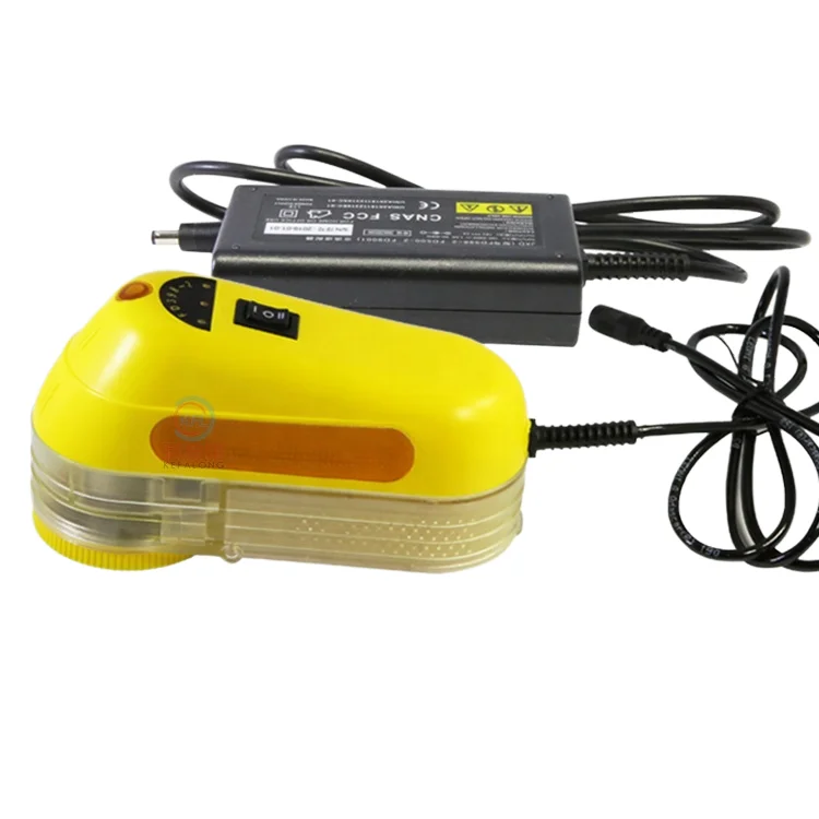 New Lightweight Plastic Lint & Fur Remover Fabric Shaver