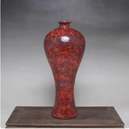 

Antique porcelain vase with kiln-changed variegated glaze from the Qing Dynasty