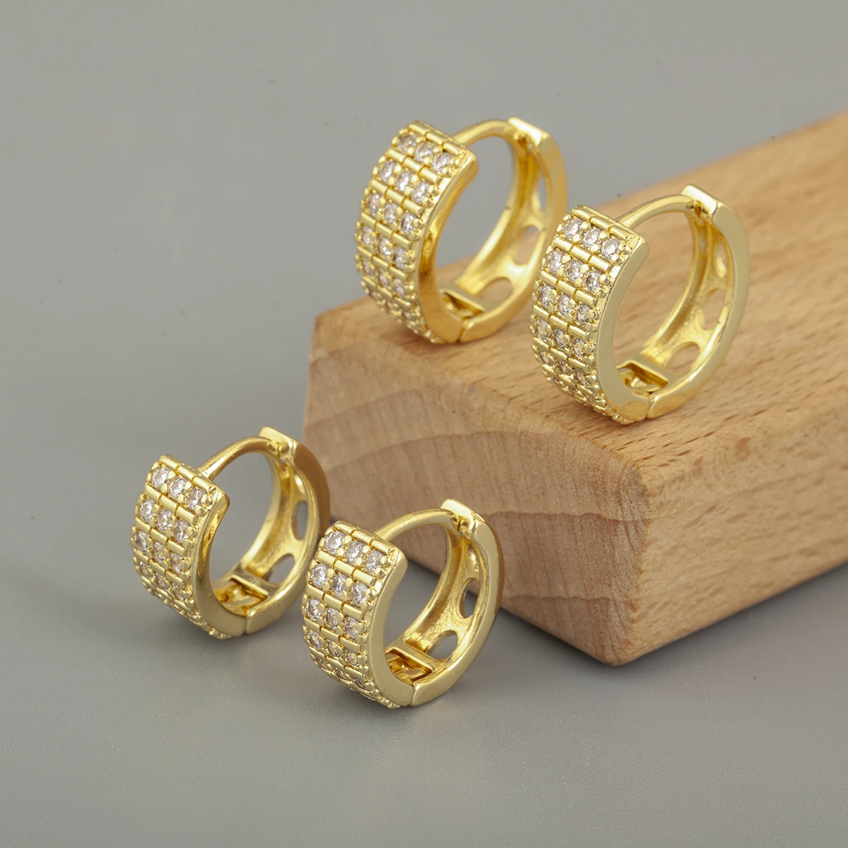 Nidin Light Luxury Trendy 3 Row Round Crystal Zircon Hoop Earrings For Women Female Punk Style Copper Circle Ear Jewelry Gifts
