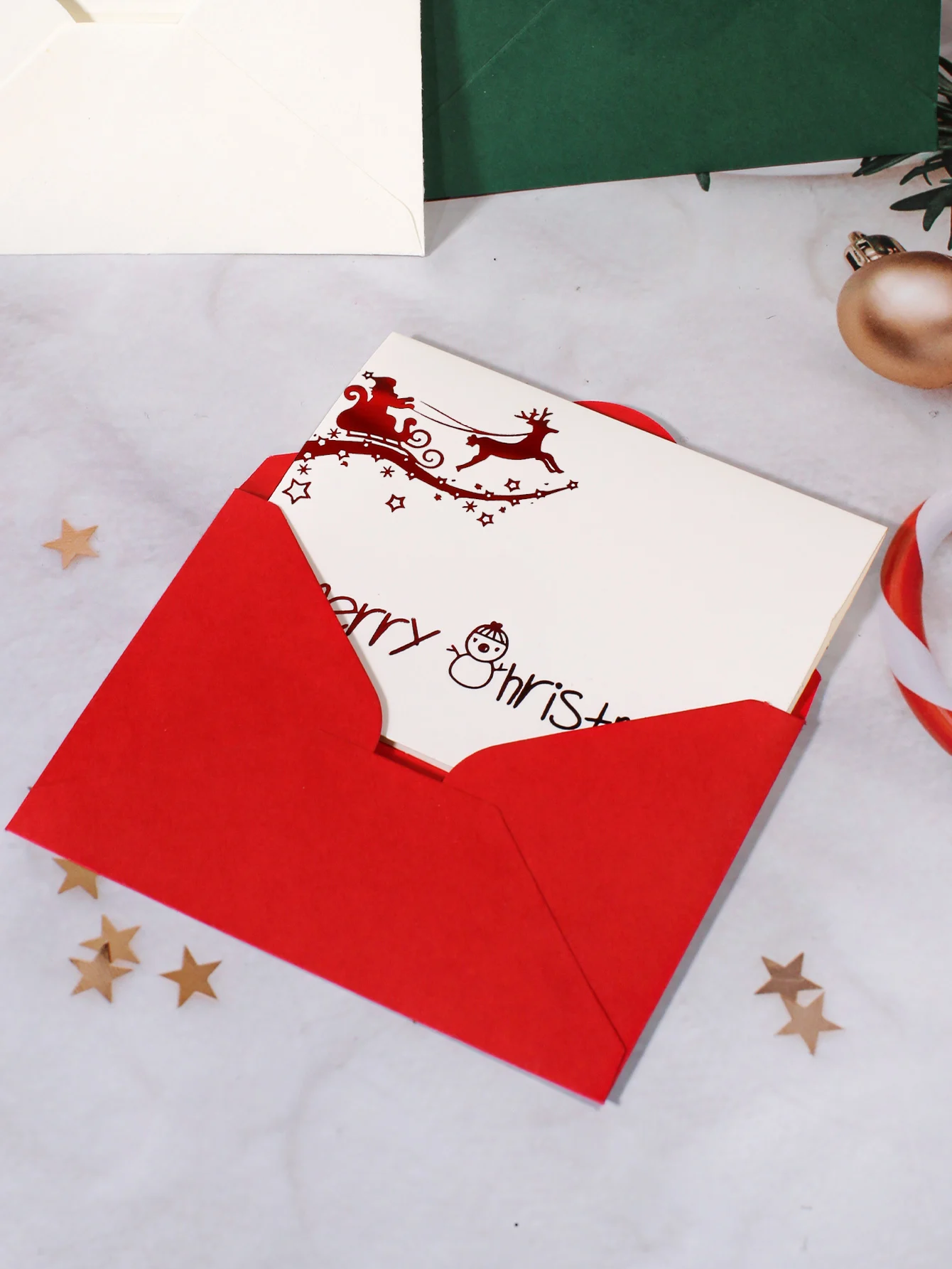 Weihnachtskartenumschlag, „Frohe Weihnachten“ mit Weihnachtsmann- und Rentiermustern, verschiedene Farben, Weihnachtskarten für den Urlaub