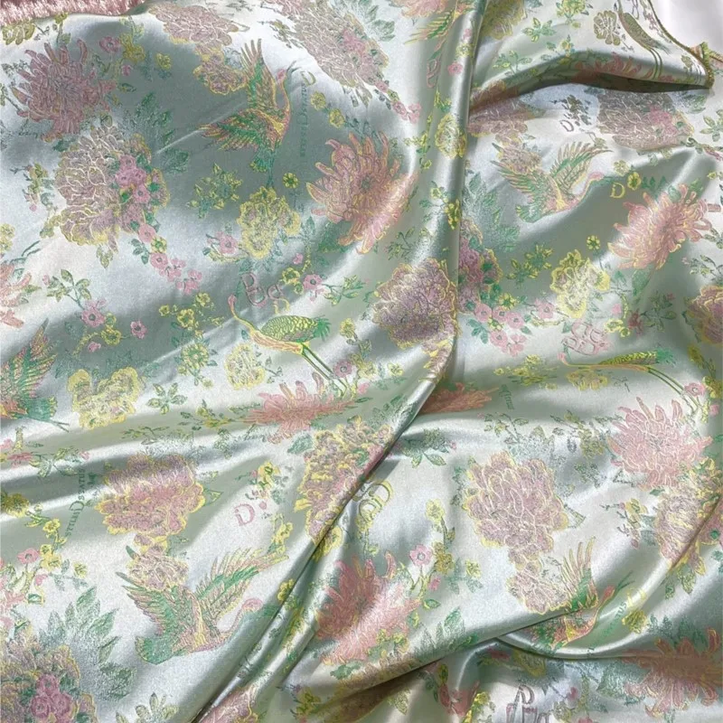 

Green Pink Crane Brocade Jacquard Fabric Width 1.36 M Weight 300G